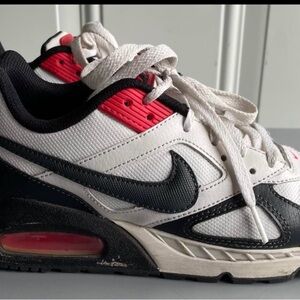 GUC Nike | Air Max IVO Leather Running Shoes | sz 7